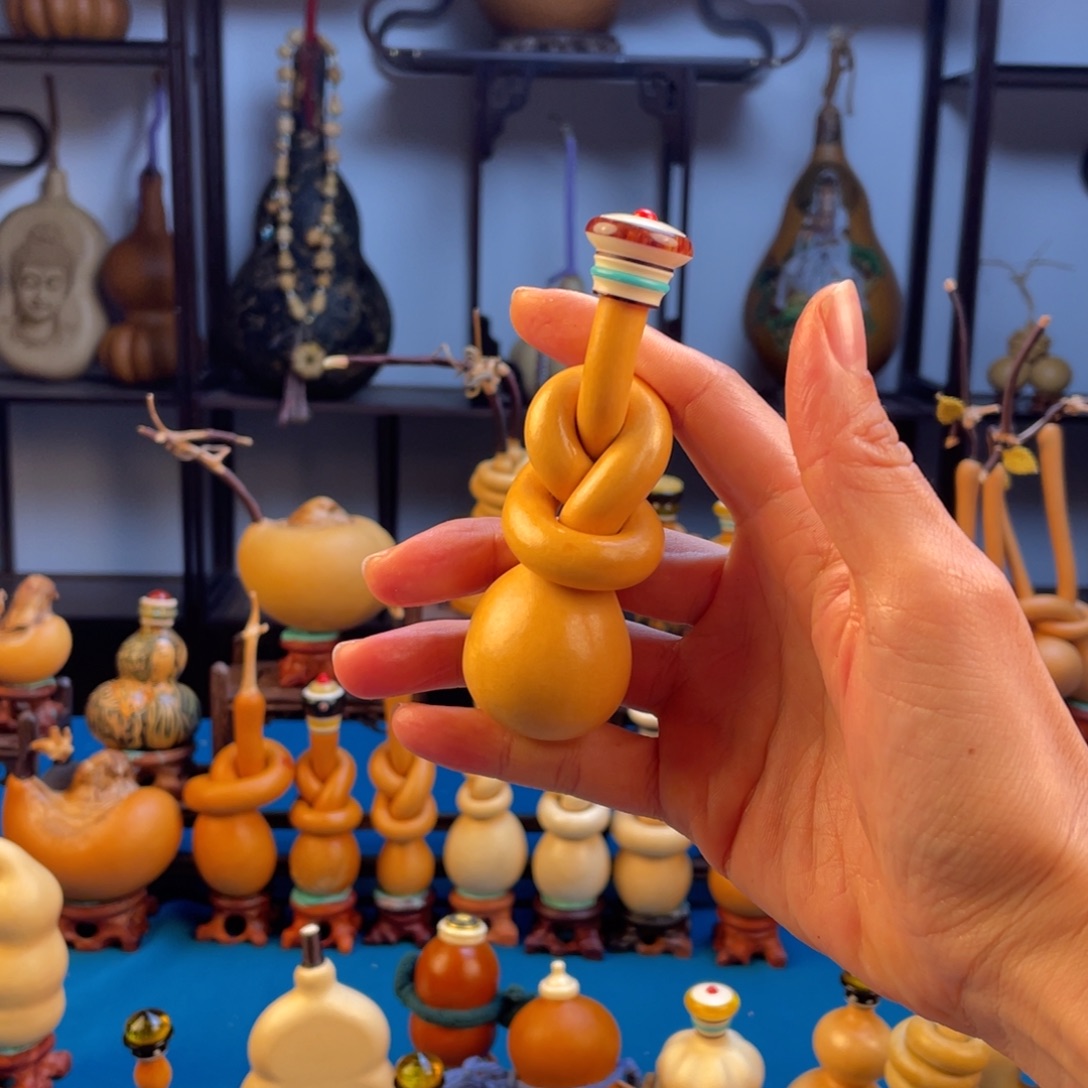 冰***凌大叶紫檀（黑酸枝木类）