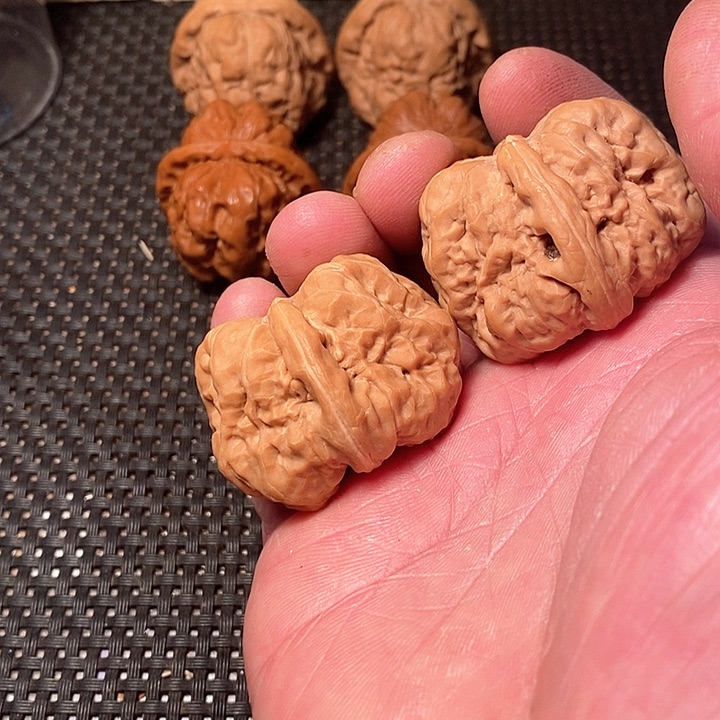 文玩核桃吊坠古**子哈蟆头38尺