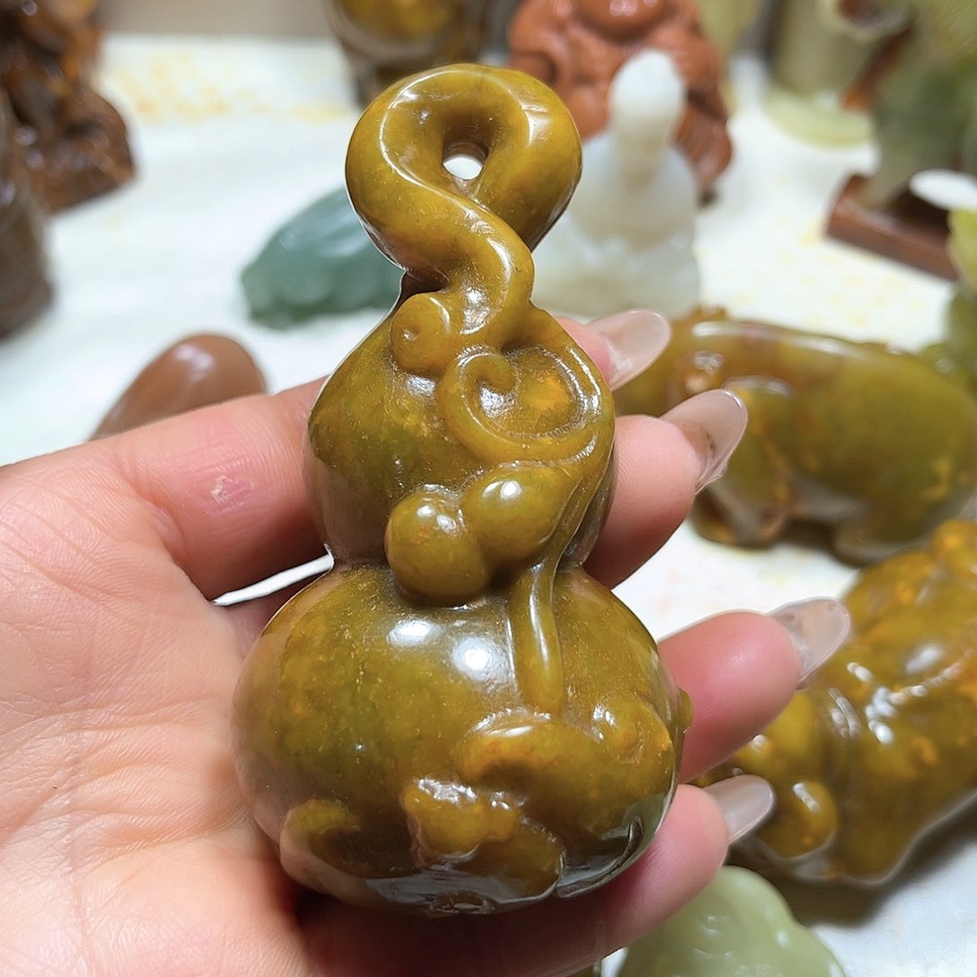 白玉菩提吊坠白玉菩提吊坠