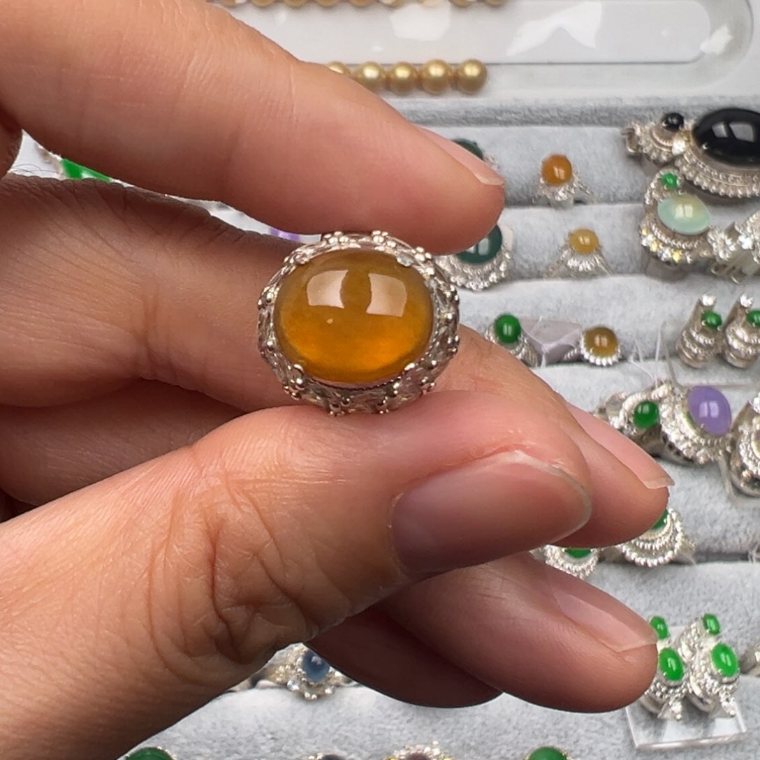 定制翡翠未镶嵌A货