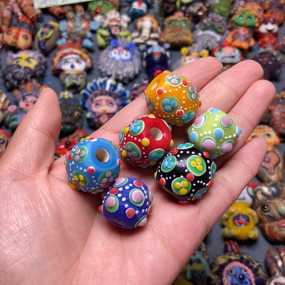 颈饰琉璃印度尼西亚花珠一个