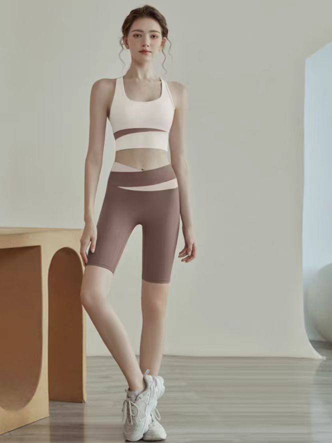 001-200运动瑜伽服（微脏微瑕介意勿拍）