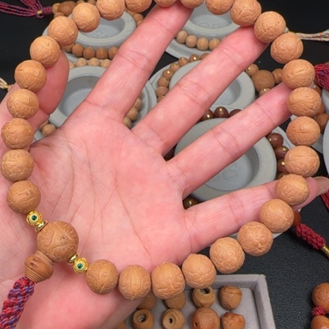 凤眼菩提手串12手持
