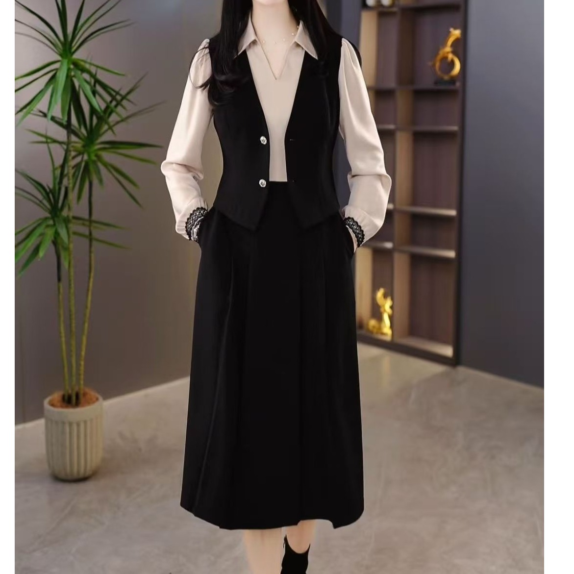 新款气质假两件连衣裙女装时尚减龄设计感中长款裙子百搭显瘦