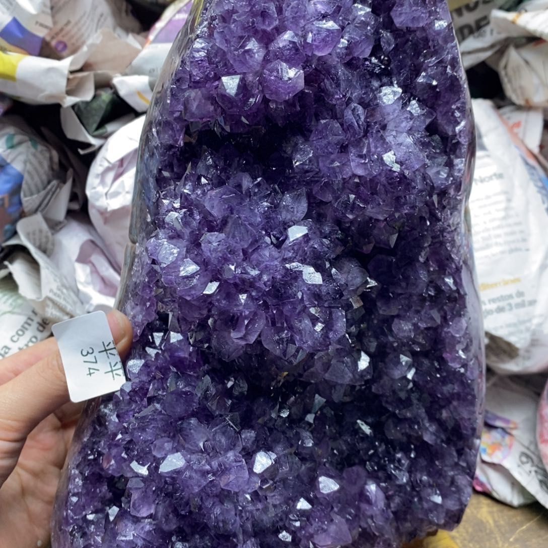 紫晶乌拉圭未镶嵌