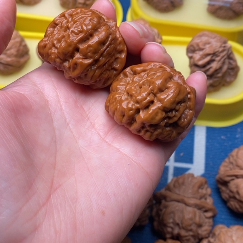 【闪购商品】手串/手链核桃优***子边38蛤蟆头