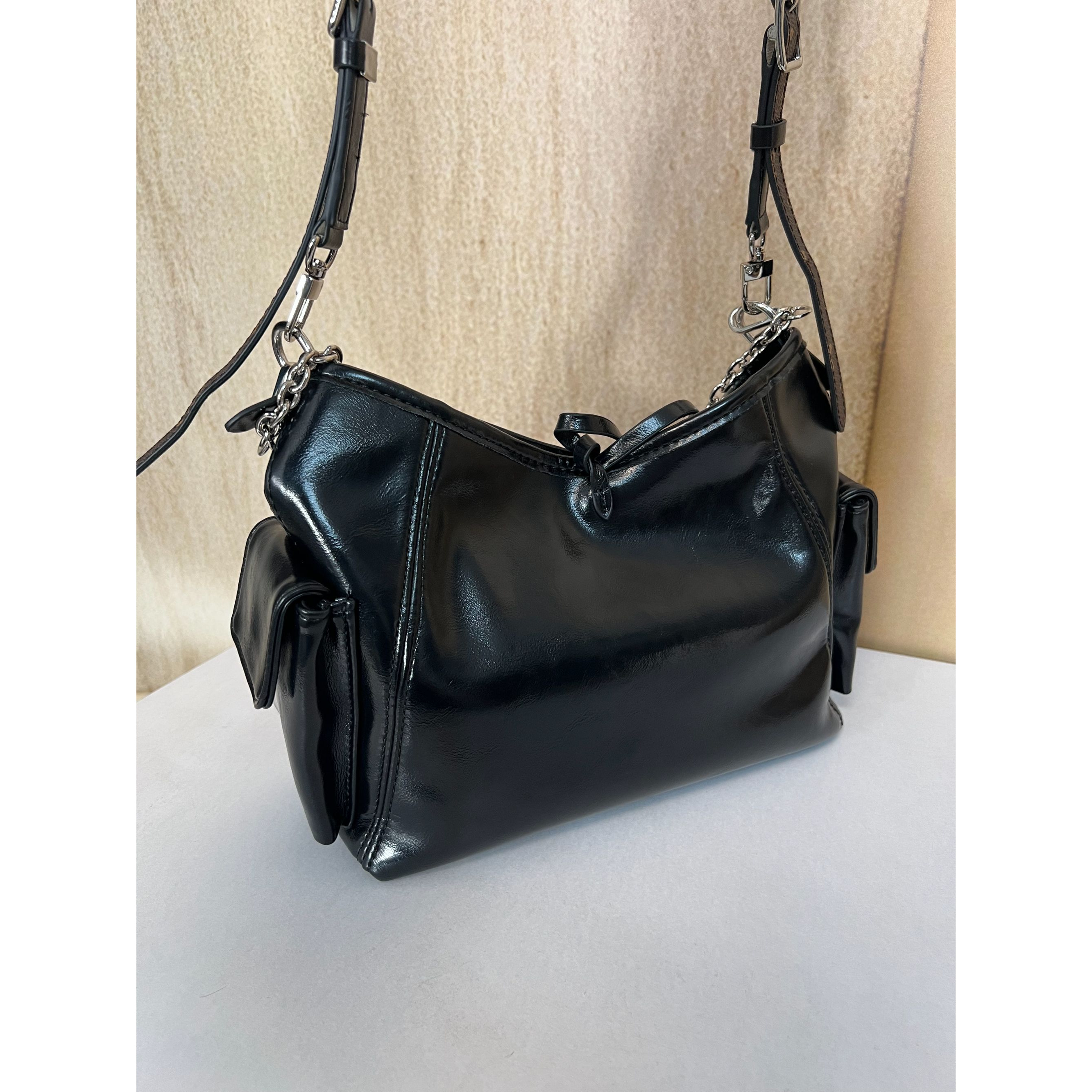 TOLEX2025新款时尚百搭武手工女包黑色24cm