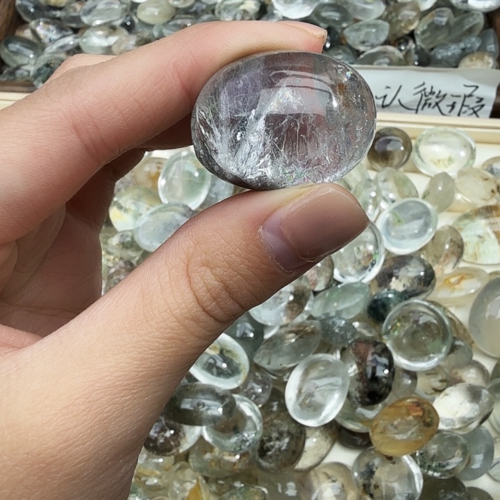 顾***顾未镶嵌水晶珠宝半成品