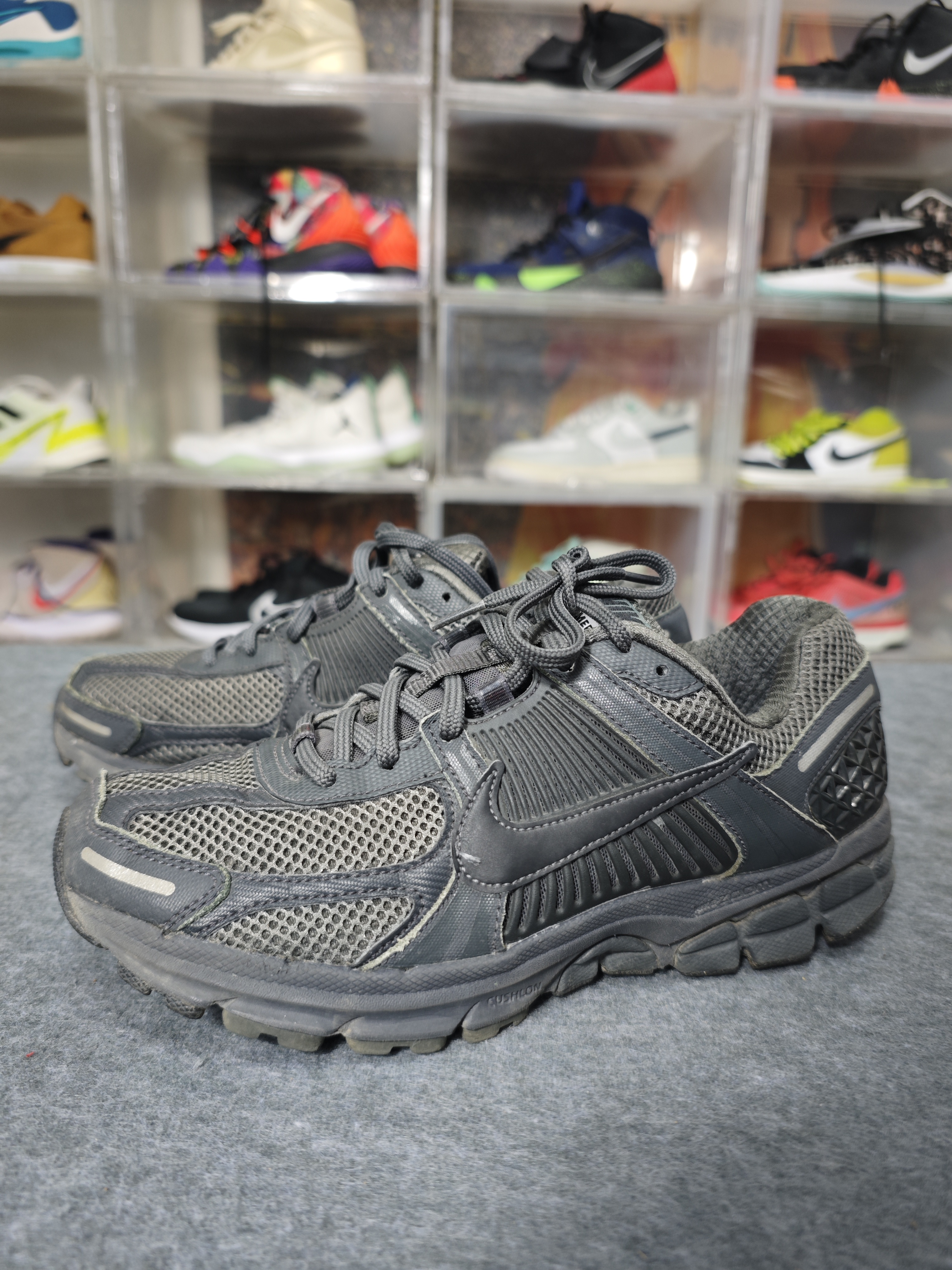 A41码Nike Zoom Vomero 5 舒适缓震 网面透气 百搭复古 跑鞋