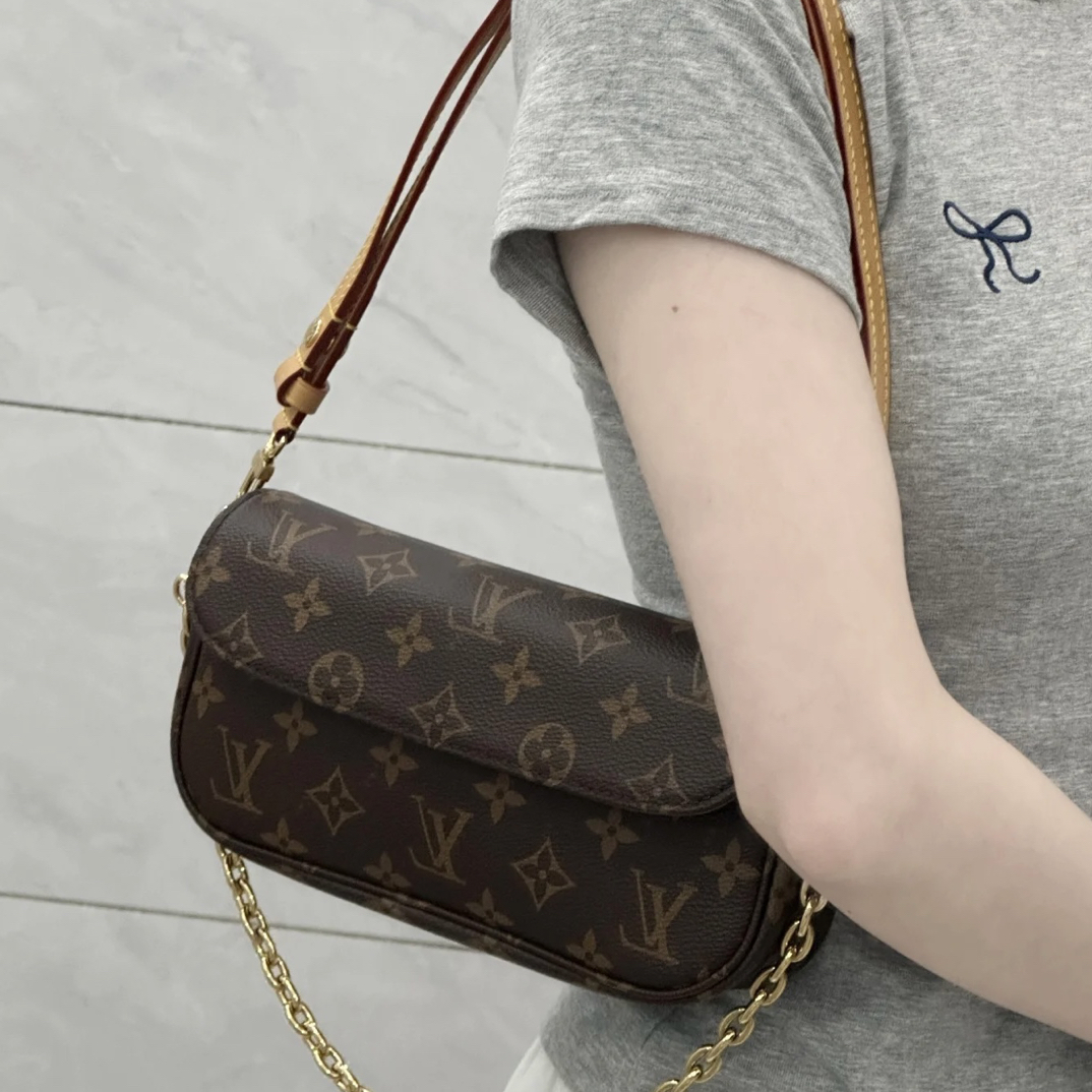 99新 LouisVuitton/路易威登 LV芯片款老花IVY单肩包链条包