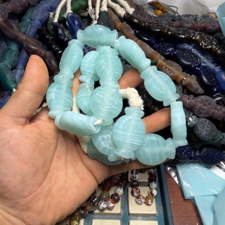 玻璃颈饰2896。1条