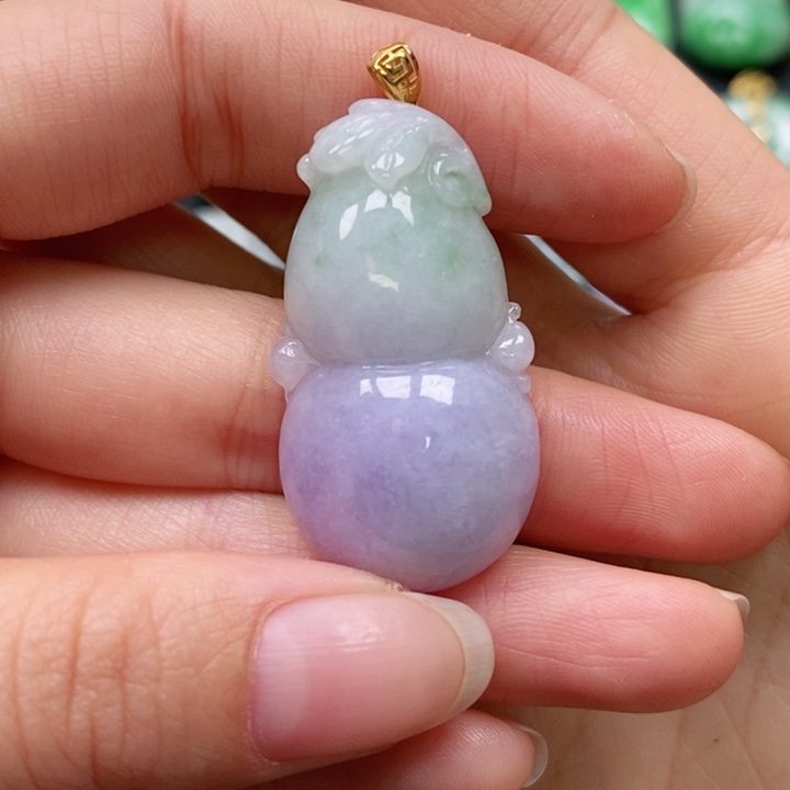 翡翠颈饰未镶嵌吊坠