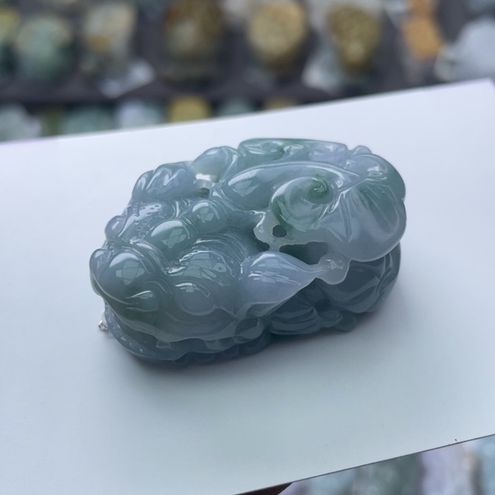 翡翠颈饰未镶嵌貔貅