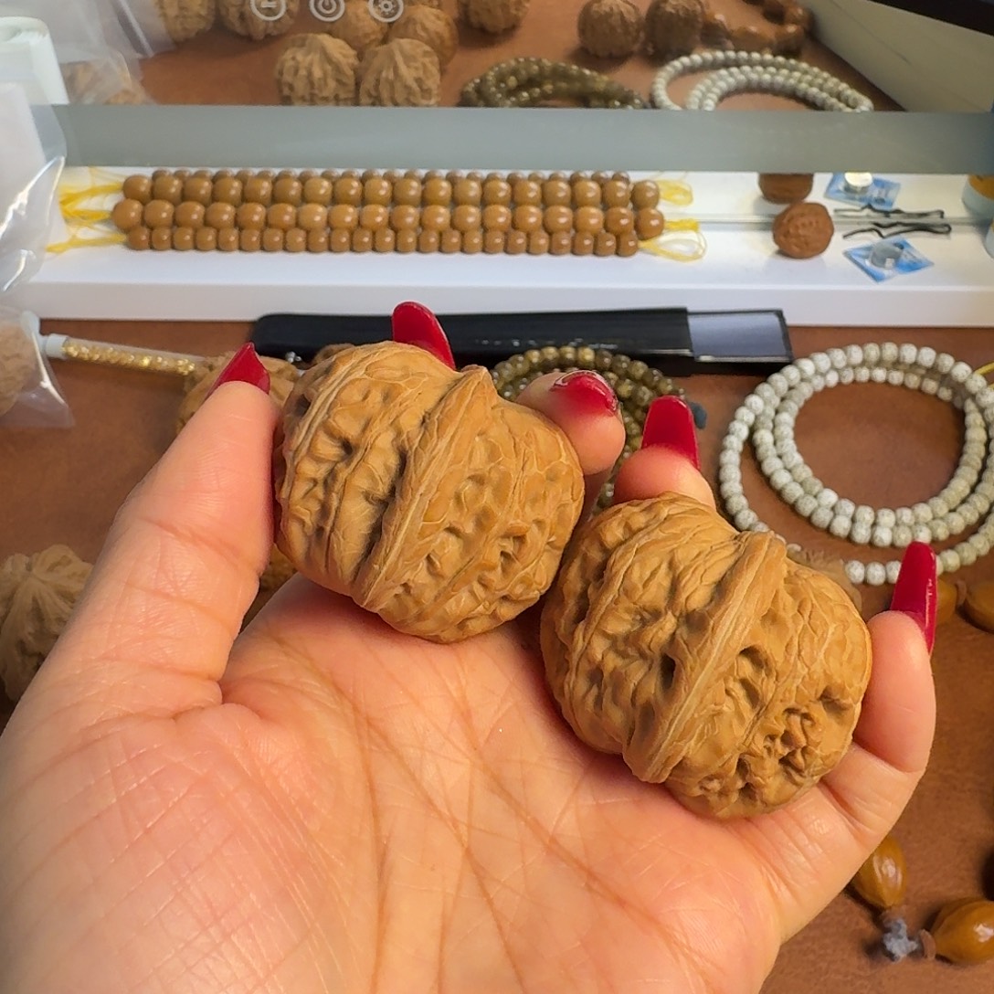 文玩核桃吊坠全品元宝