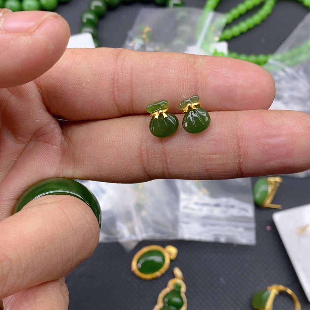 和田玉（碧玉）戒指银S925镀金镶嵌后**觉