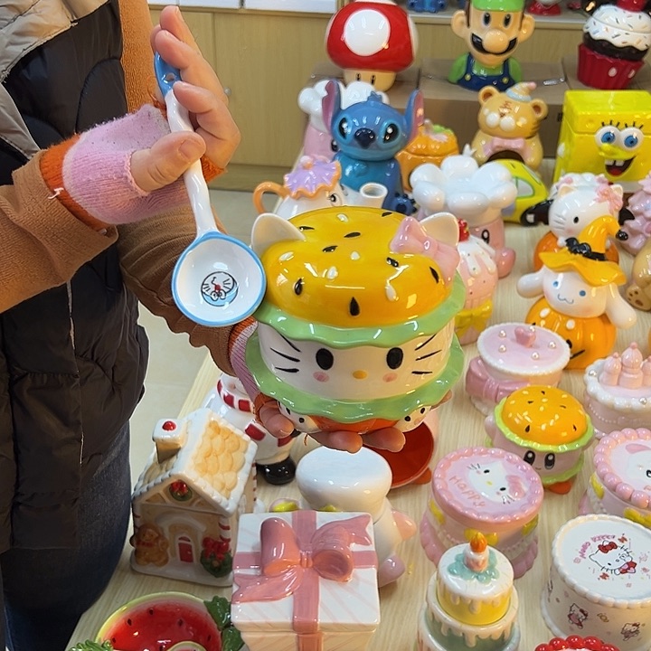 摆件陶瓷等行业的产品出口