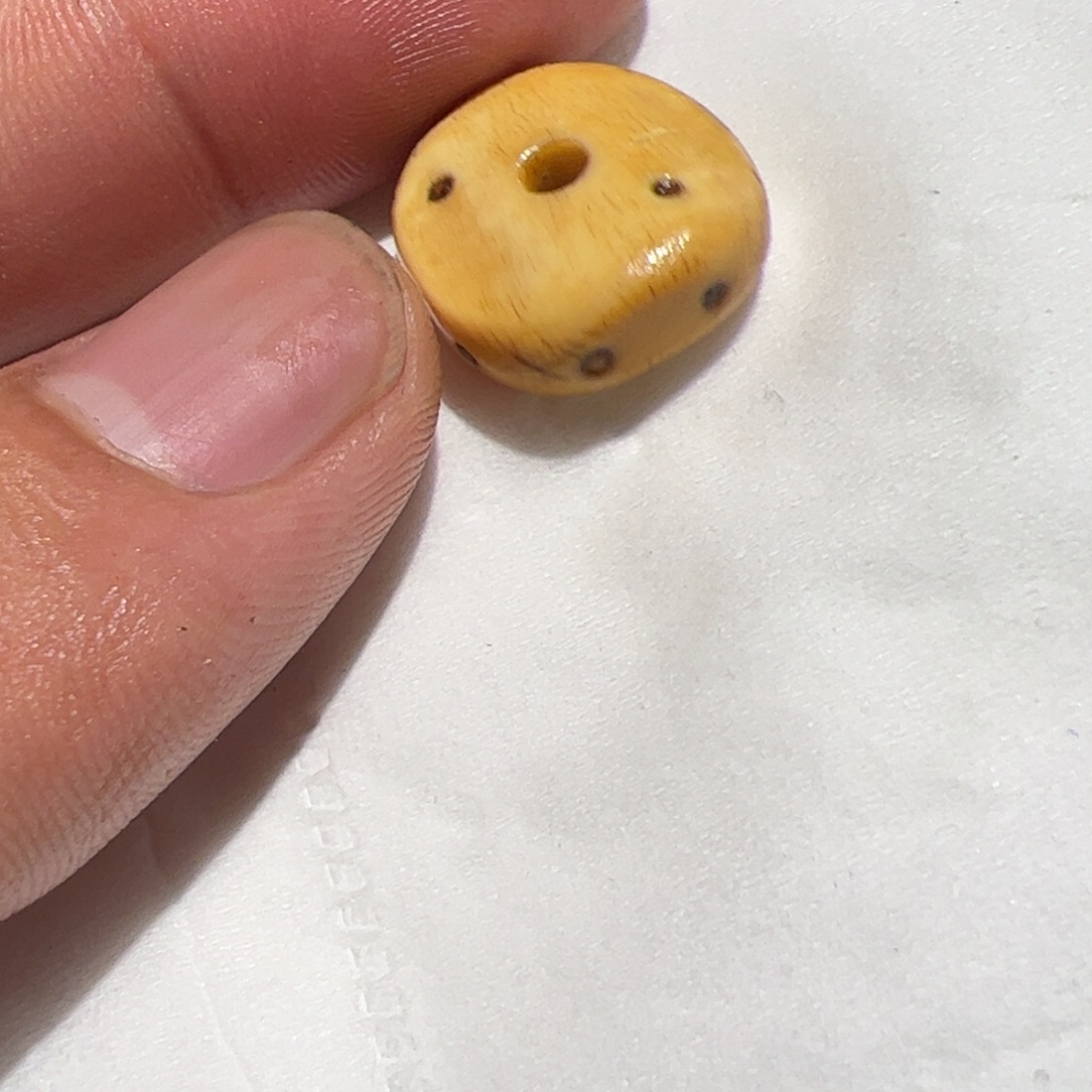 玻璃颈饰你在一起