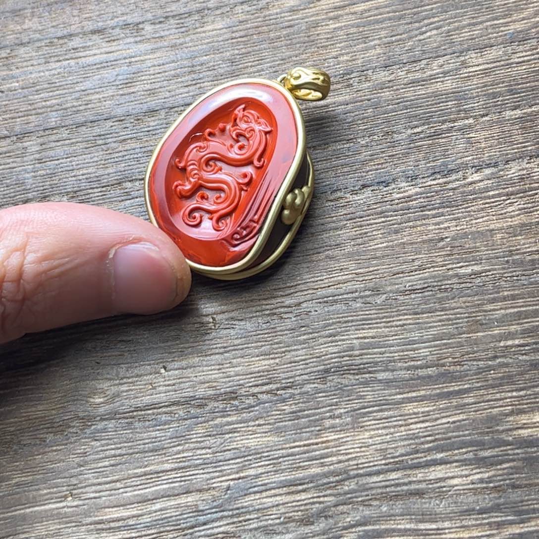 南红玛瑙吊坠(不含链)未镶嵌梦**疆