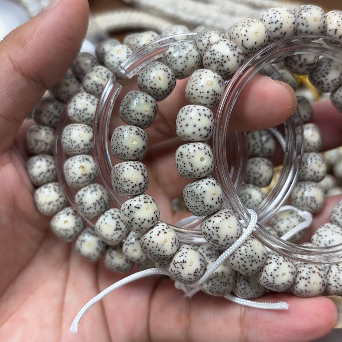 星月菩提手串星月石玉料10*9