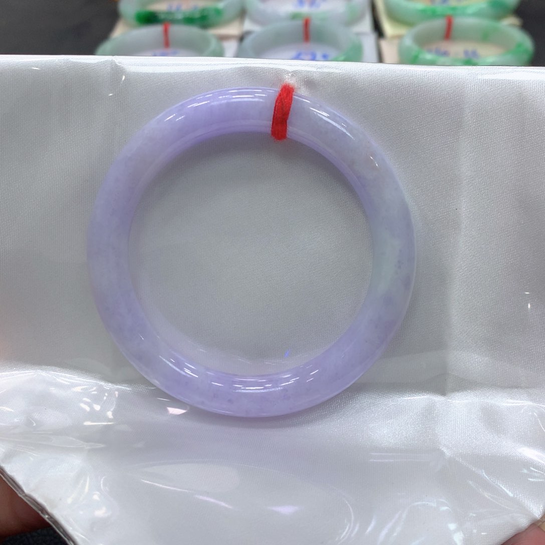 翡翠手镯未镶嵌京**k翡翠