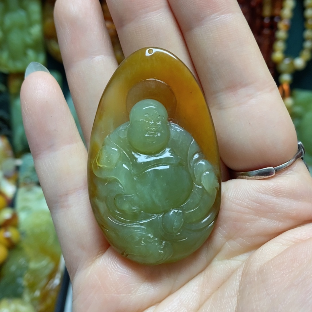 岫玉吊坠(赠链)未镶嵌