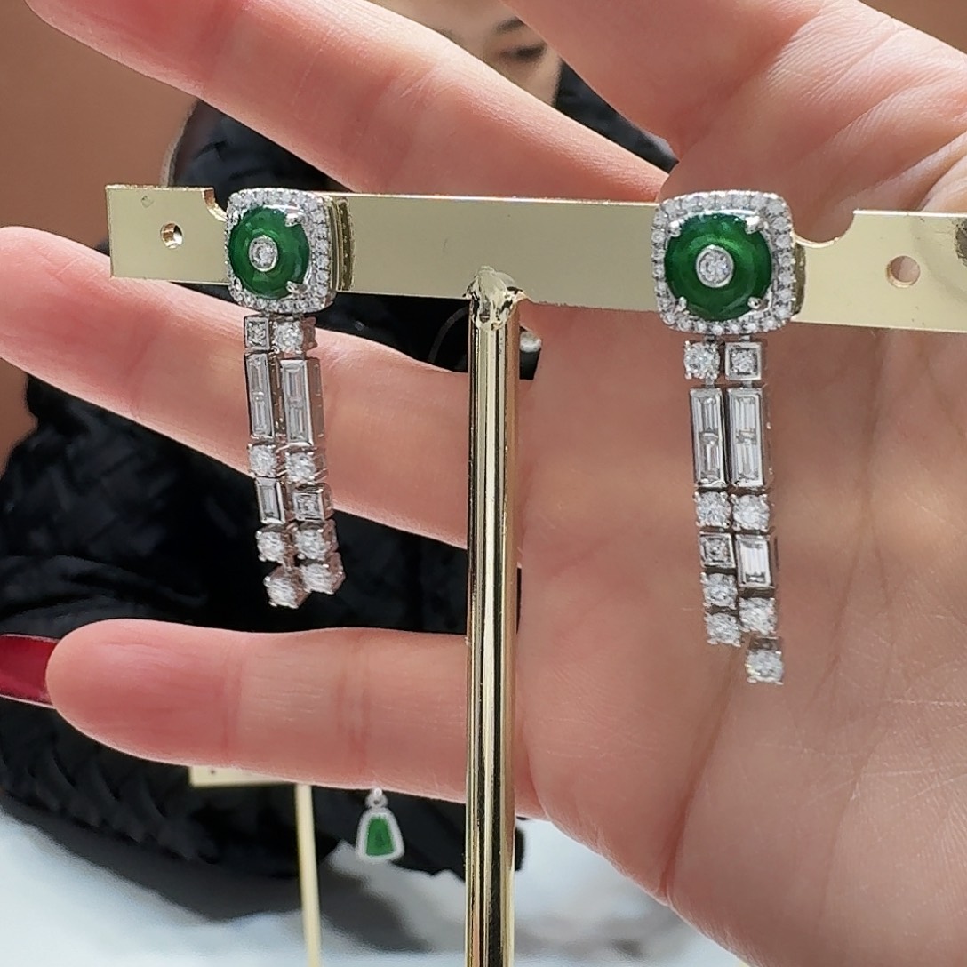 翡翠耳饰18K金镶嵌耳饰