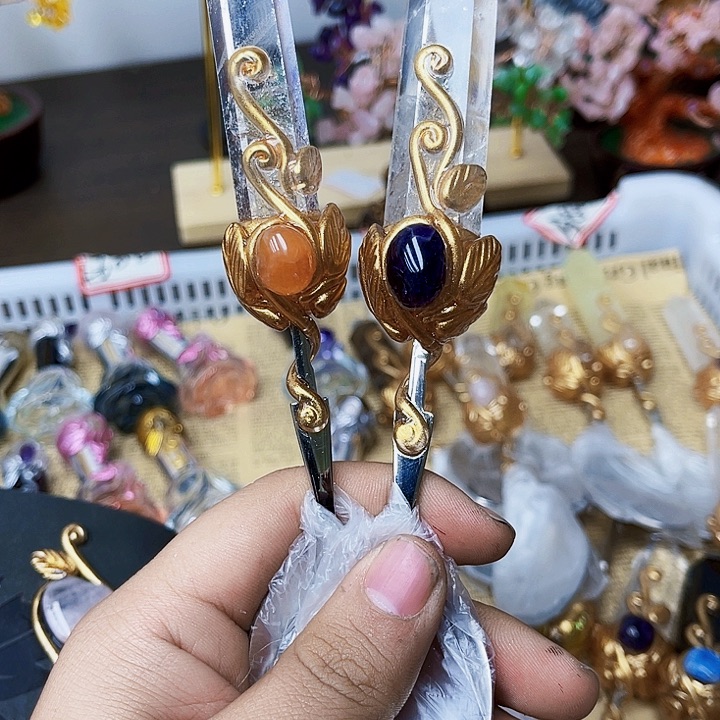 苏***Y摆件紫晶未镶嵌水晶