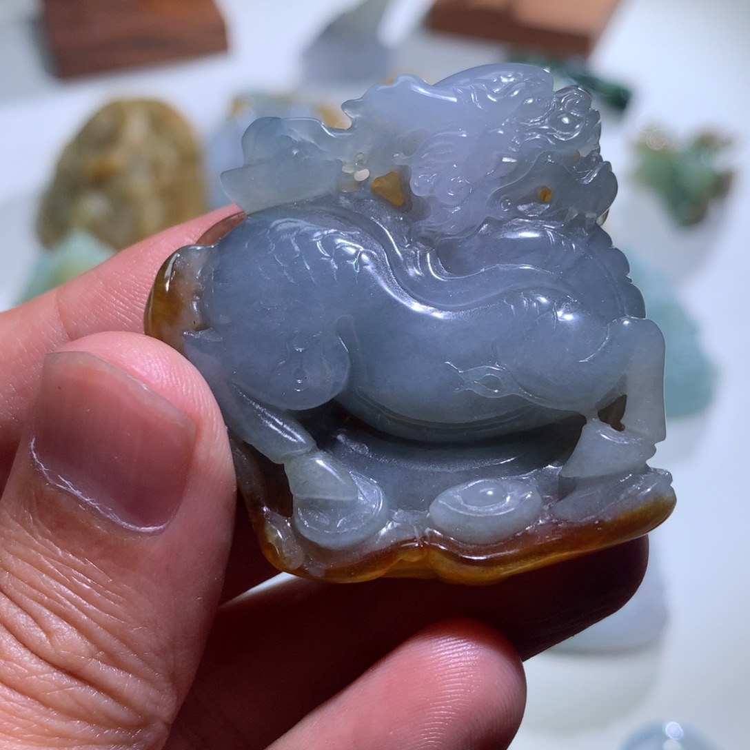 定制翡翠未镶嵌挂件