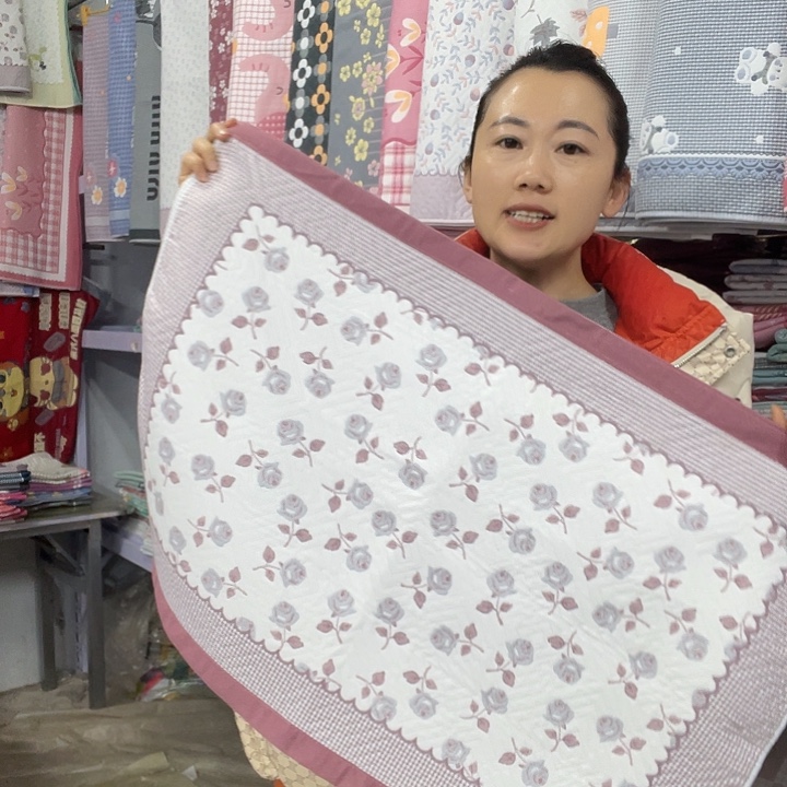 棉特价酒红色玫瑰花