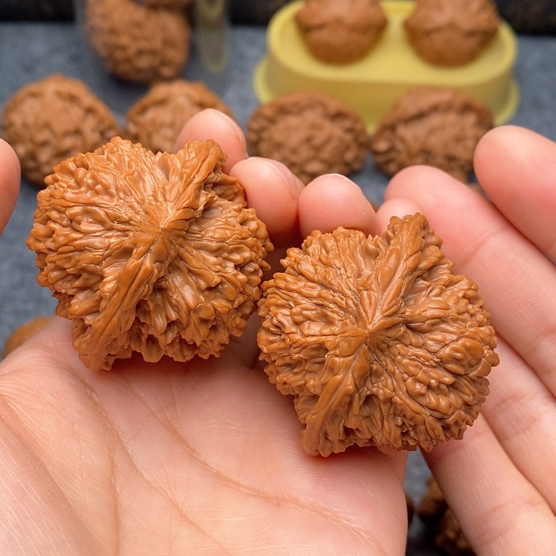 文玩核桃把件满天星45全品51.5克