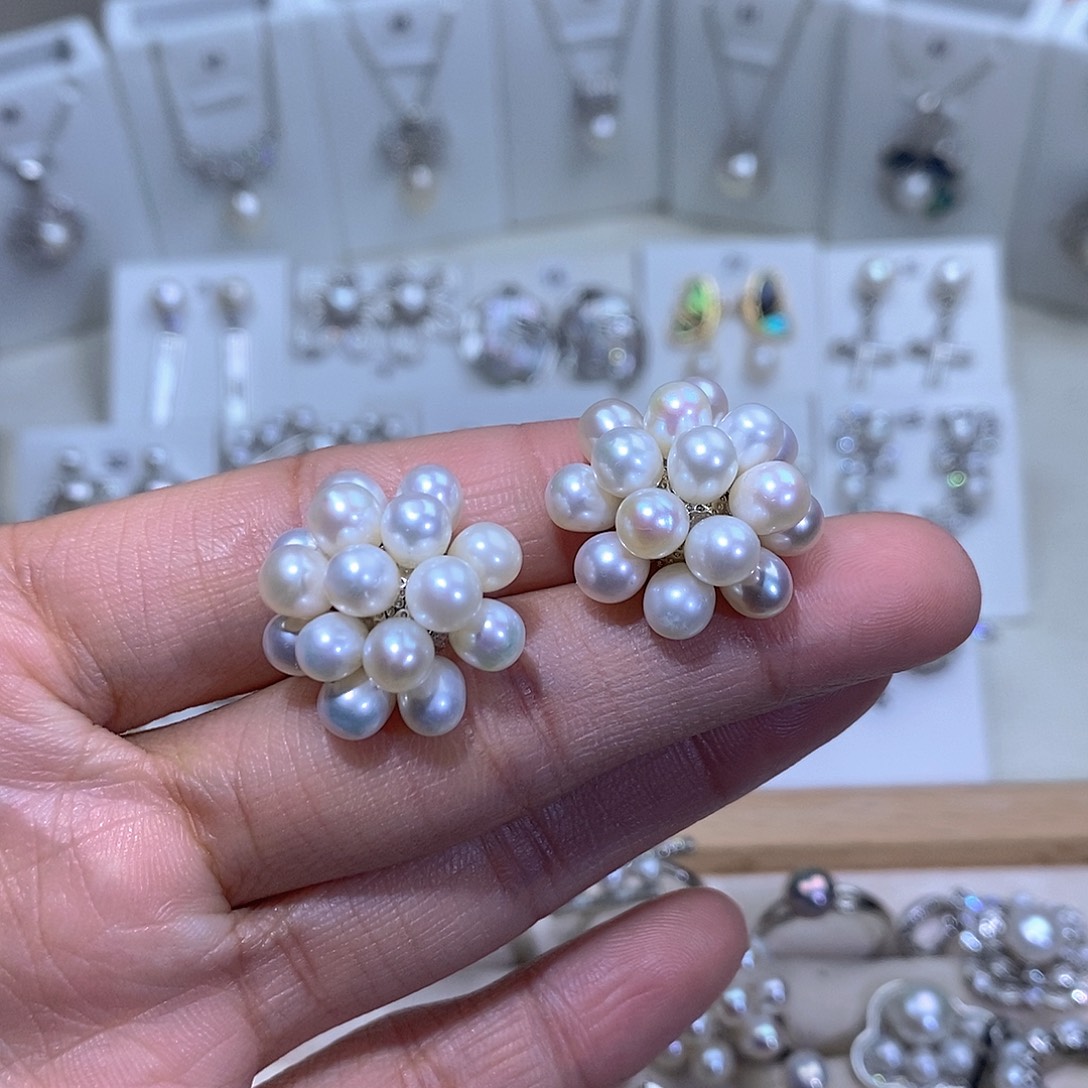 淡水珍珠耳饰未镶嵌