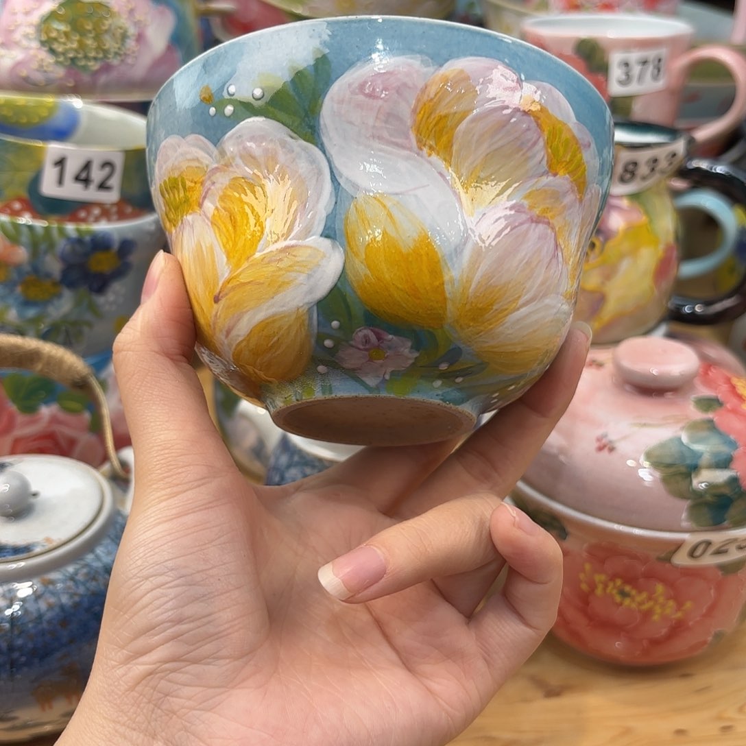 瓷片兔兔好可爱呀