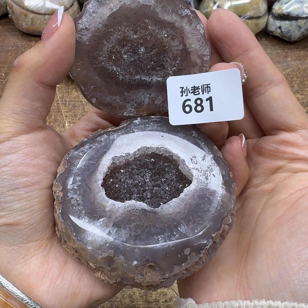 水晶大型摆件（非配饰）未镶嵌