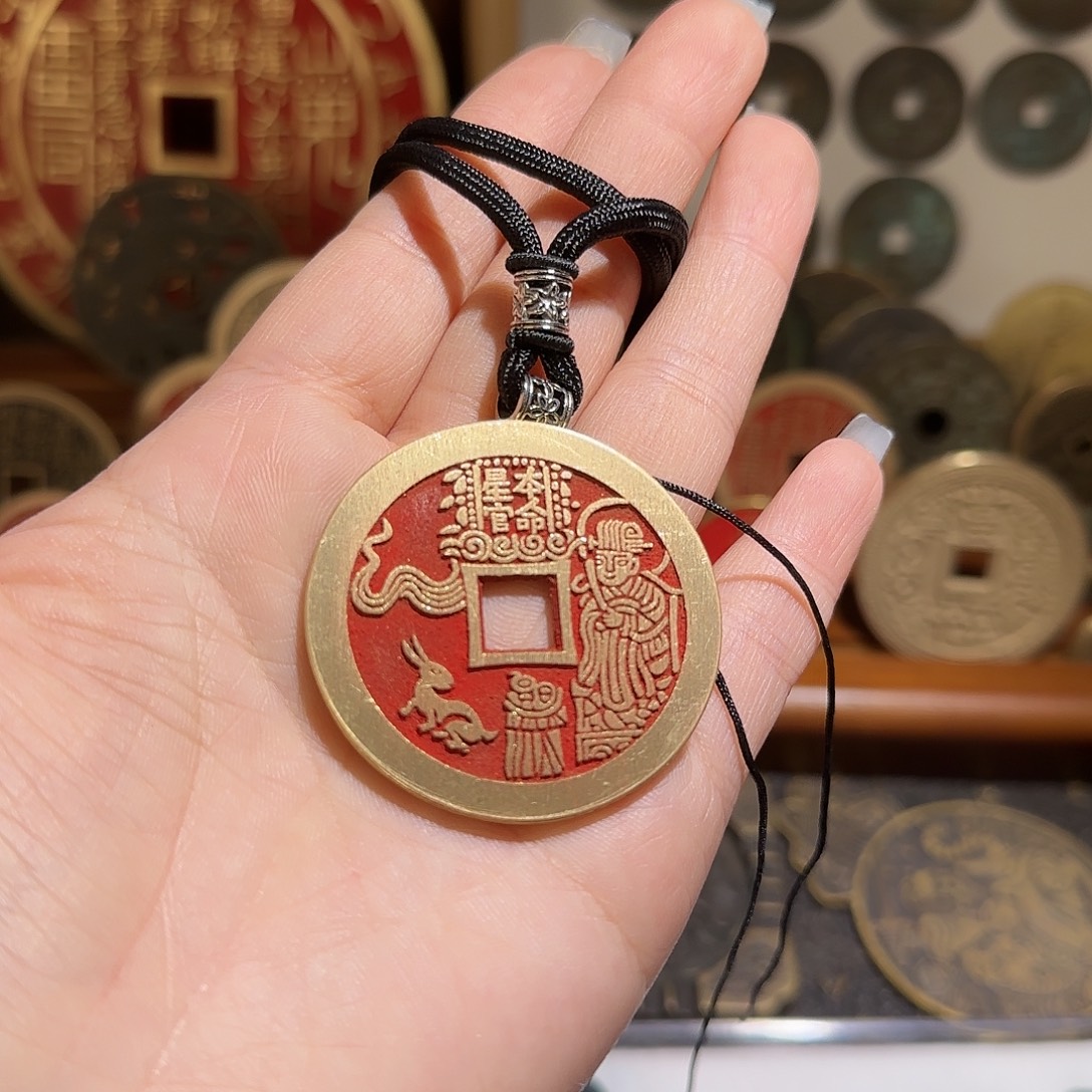 馒***小铜现代仿制工艺品