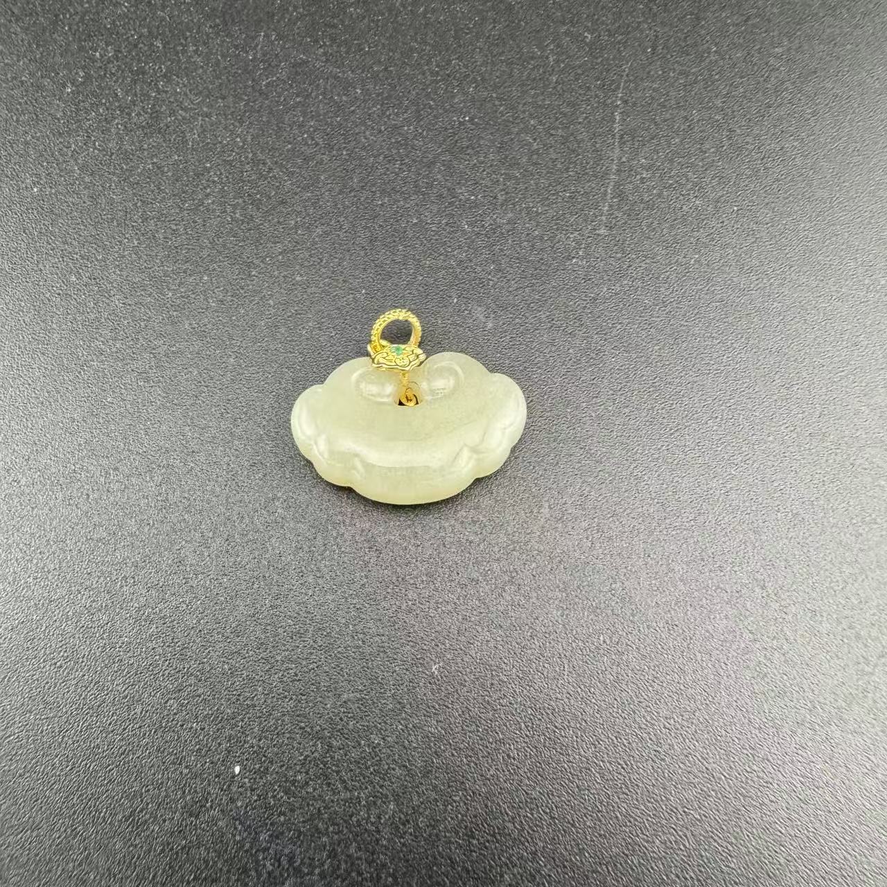 BY1206FZJT标045 北玉精选 和田玉吊坠 多样性发货