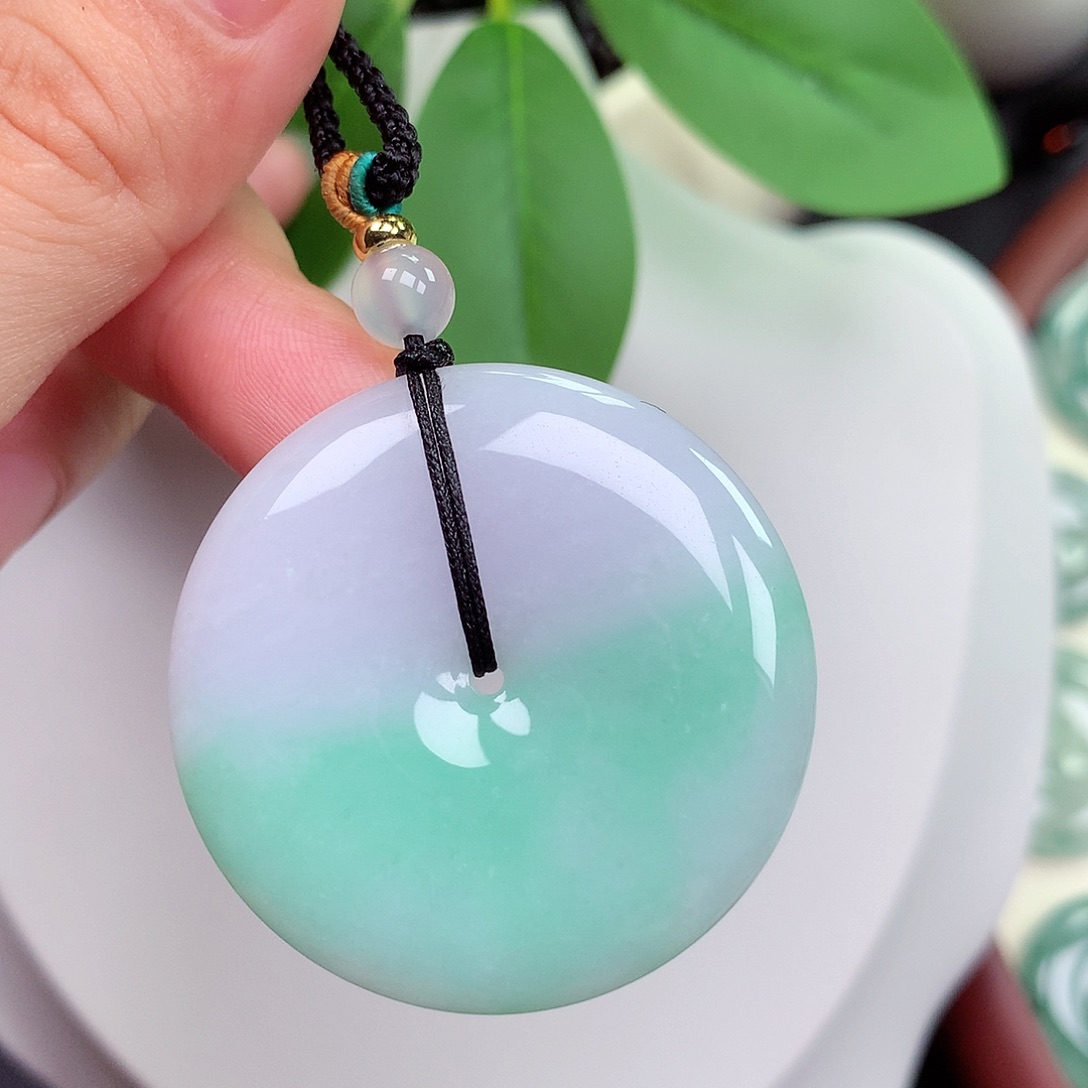 颈饰未镶嵌翡翠平安扣 38.5x5.8mm