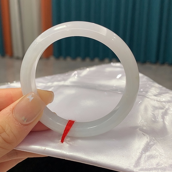 未镶嵌手镯翡翠完美者慎拍 圈口51.8