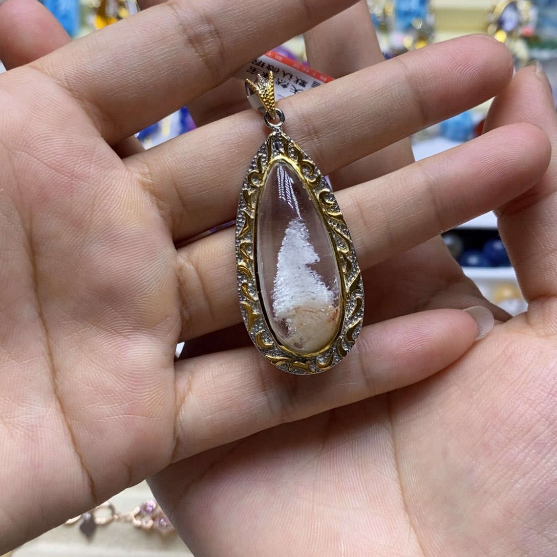 银S925镶嵌颈饰水晶吊坠