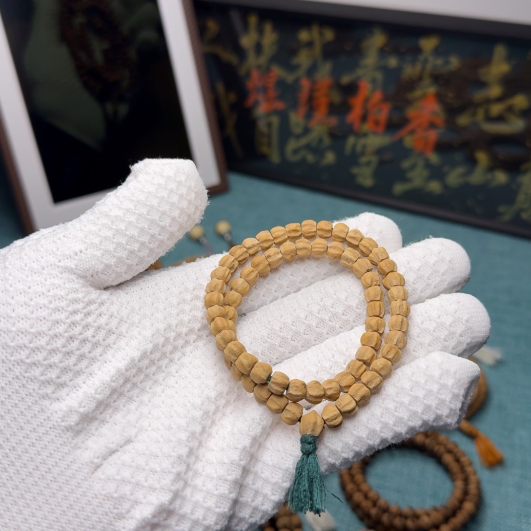 柏香籽/百香籽吊坠福利手持 多棱方块