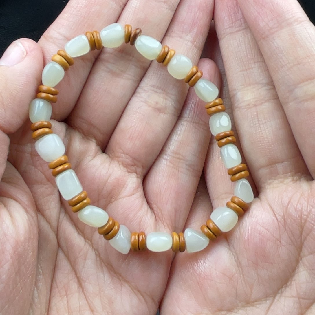 和田玉手串未镶嵌