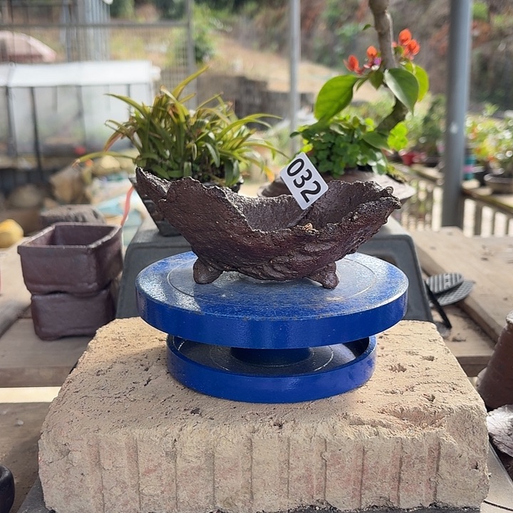 13x4////////////032/////////