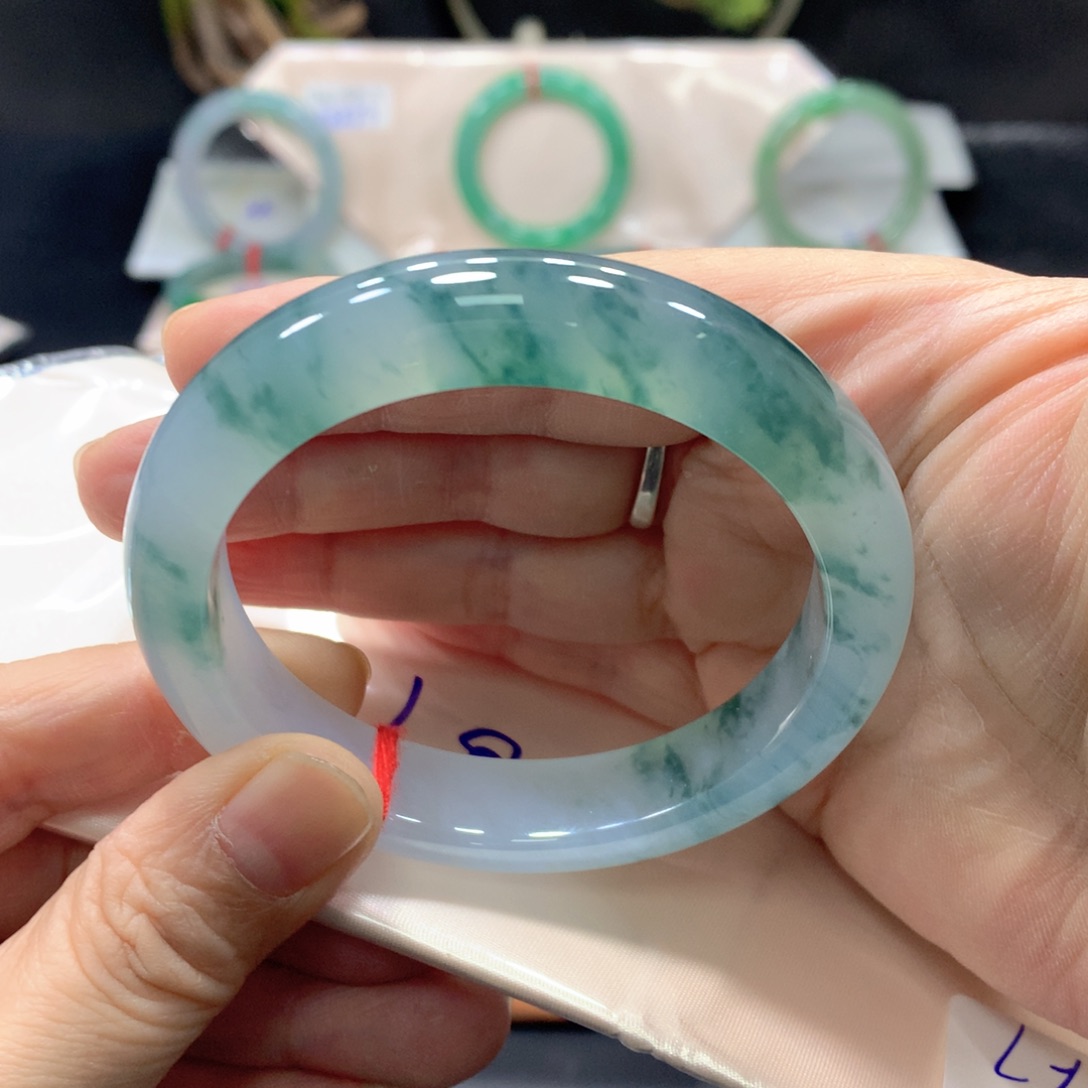 未镶嵌手镯翡翠57圈口