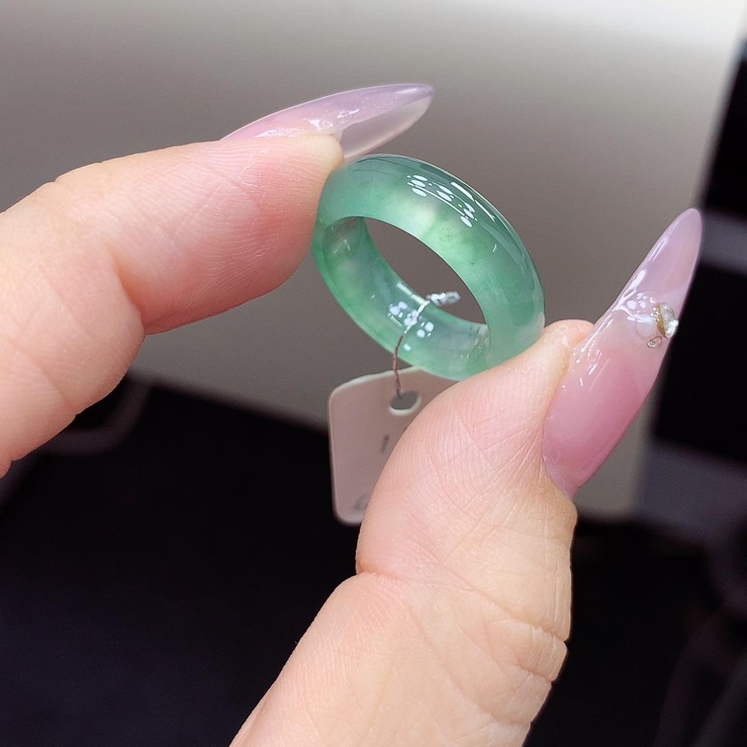 翡翠戒指未镶嵌11号