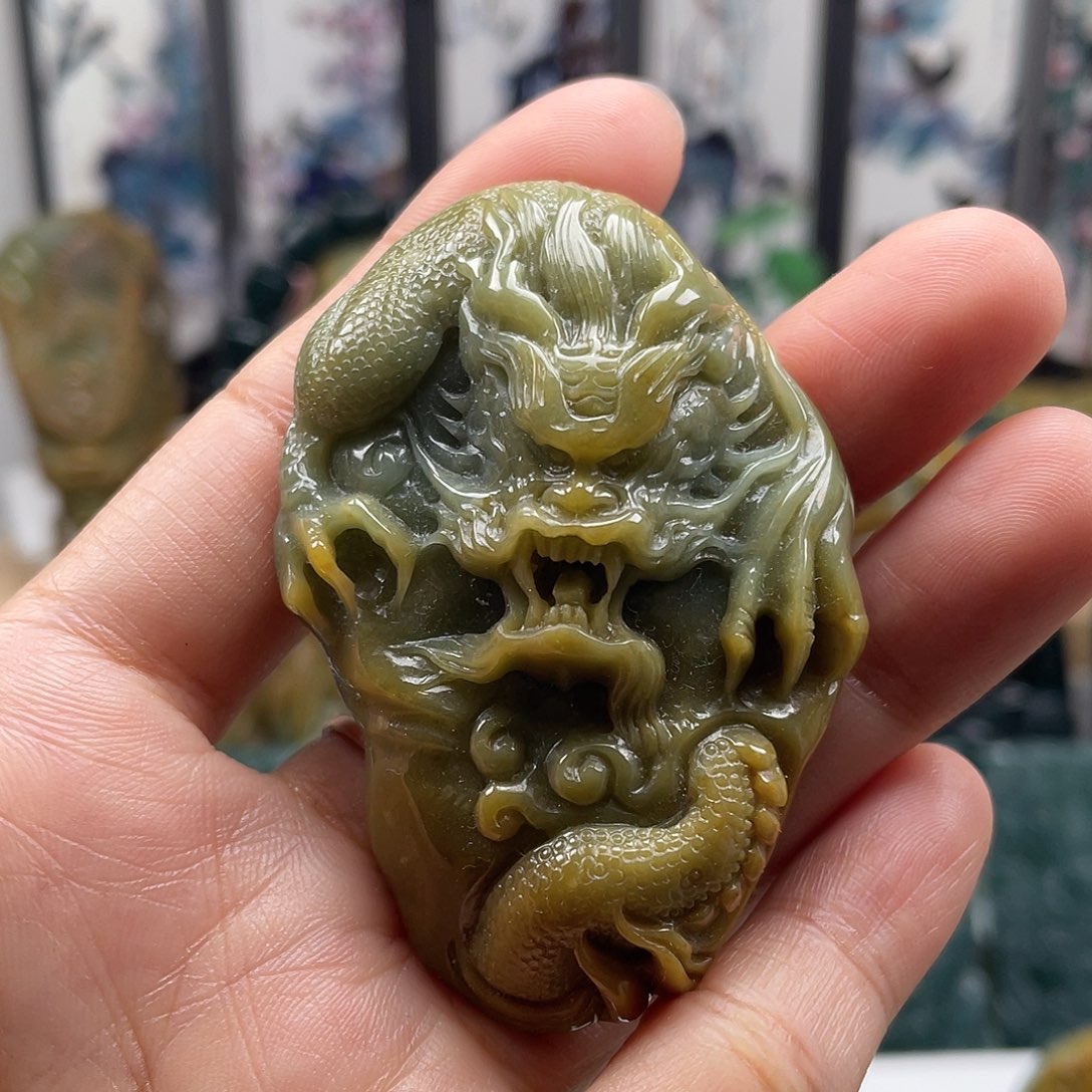 翡翠未镶嵌颈饰天然翡翠a货龙