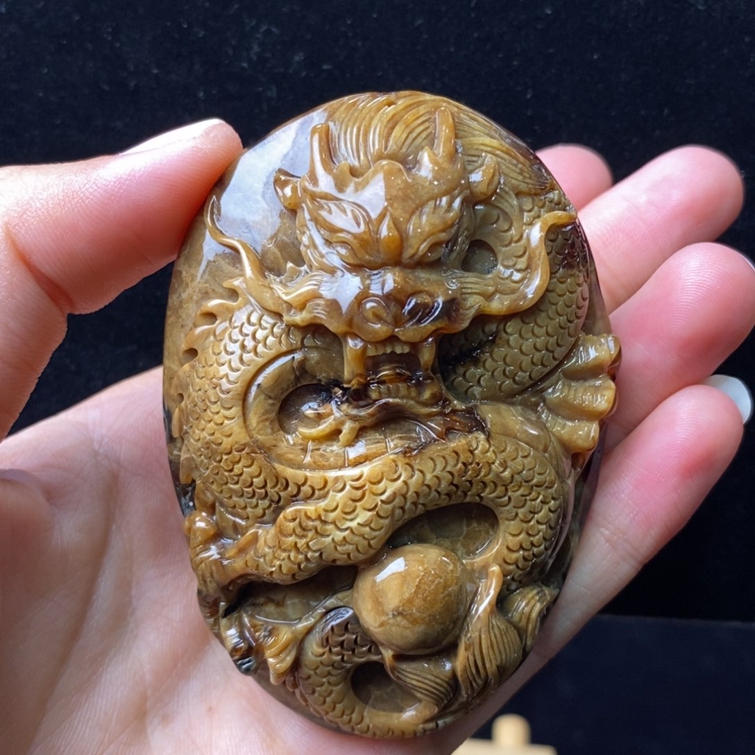 琥珀颈饰未镶嵌37克