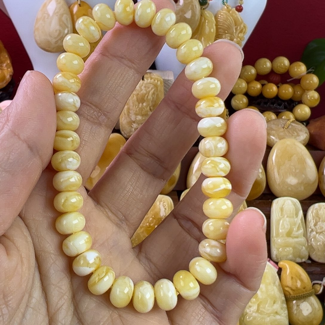 蜜蜡手串未镶嵌算盘珠