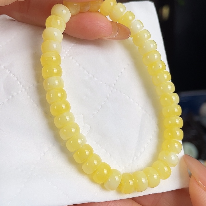 蜜蜡未镶嵌颈饰定制发货