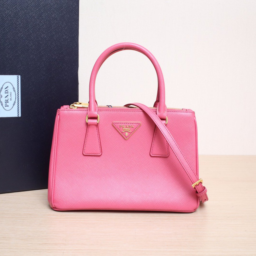 95新 Prada/普拉达 单肩包 小号 玫红 皮革C 金扣 P215461124