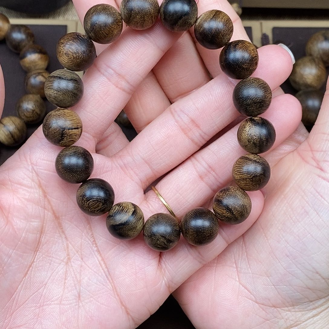 沉香手串沧**舟越南芽庄白棋楠虎皮缨子瘤疤沉水