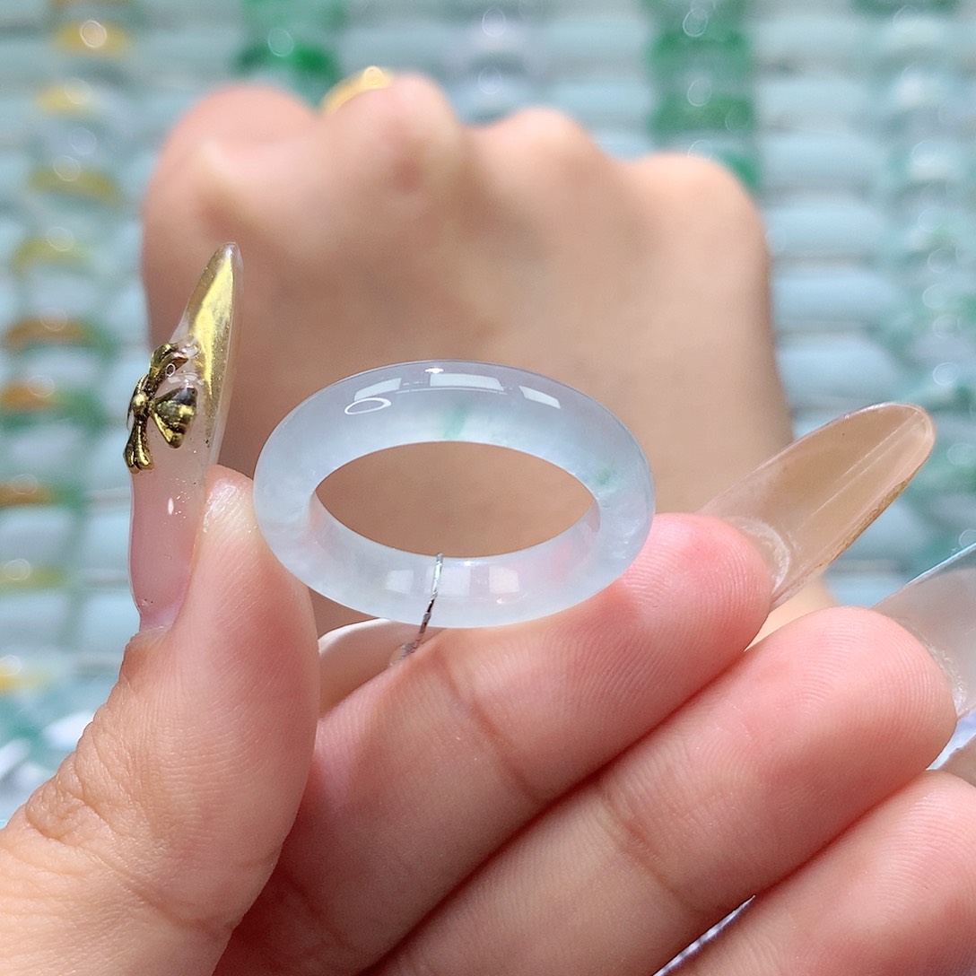 翡翠戒指未镶嵌戒指